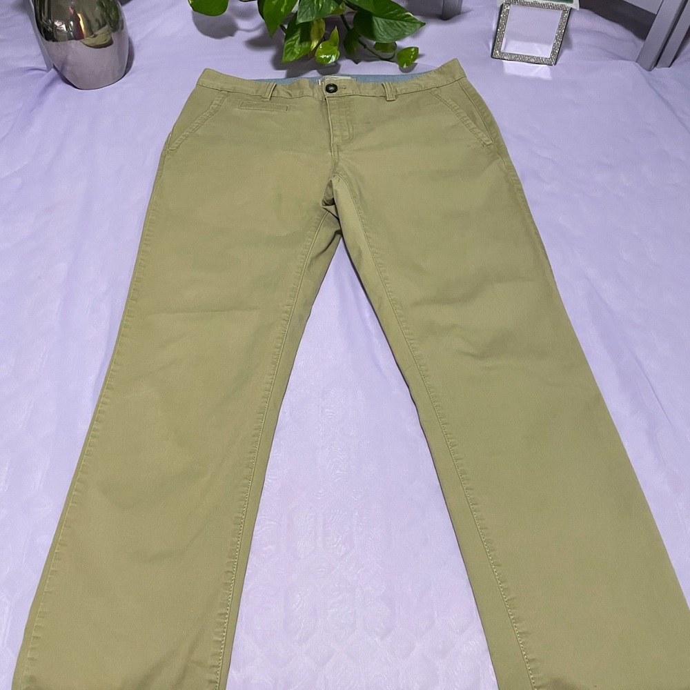 Banana Republic Skinny Khaki Pants